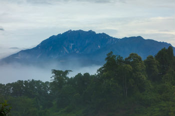 コタキナバル　山